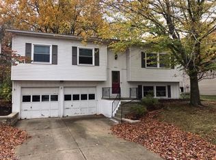 969 Clark Rd, Wadsworth, OH 44281