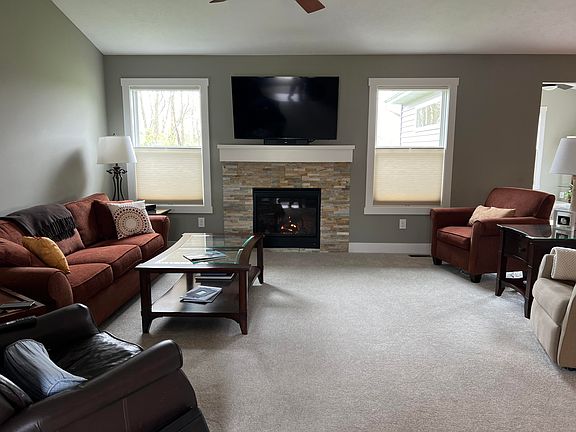 2nd image of 6348 W Canterbury Dr NE