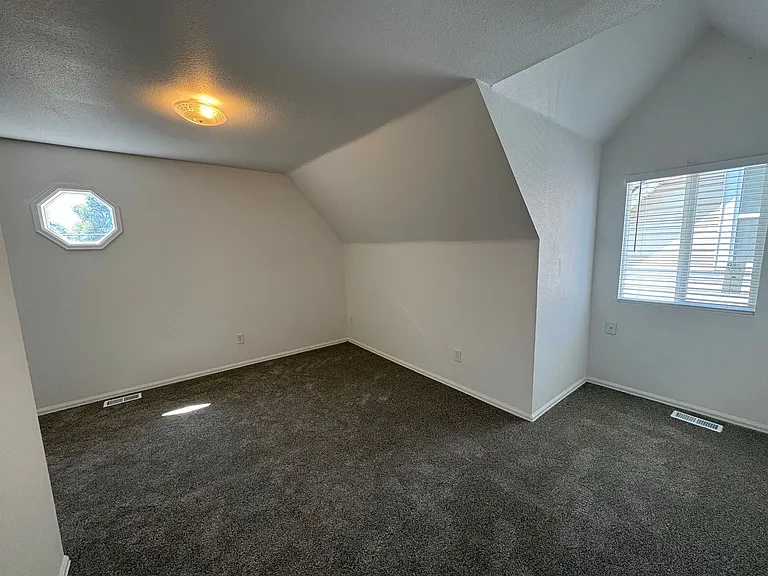 324 21st Ave #A — Photo 32