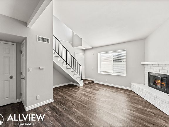 4th image of 2680 Santa Ana Ave #C