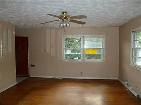 5th image of 2405 N 21st St