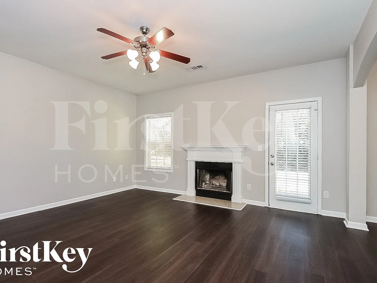4 bed, 3.0 bath, 2115 sqft, $2,360 — Photo 3
