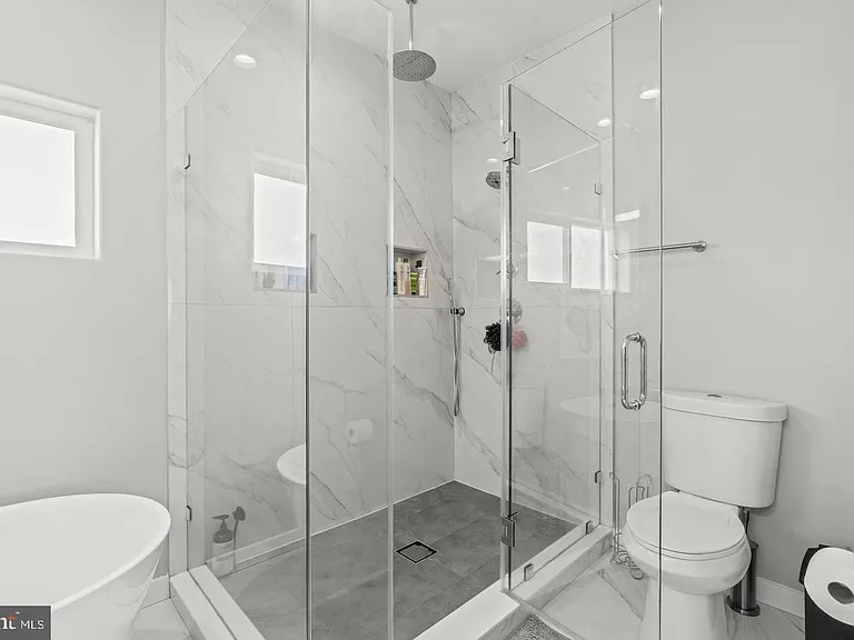 1751 S Taylor St — Photo 22