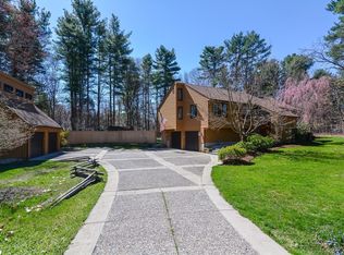 4 Churchill Rd, Norfolk, MA 02056