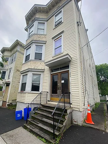 254 Sheridan Ave #2 Photo 1