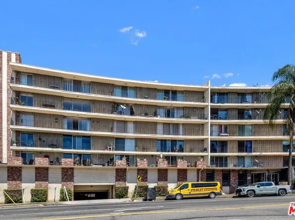 2260 N Cahuenga Blvd APT 502, Los Angeles, CA 90068