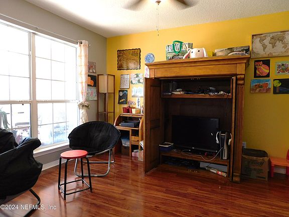 4th image of 1936 FIREFLY Drive