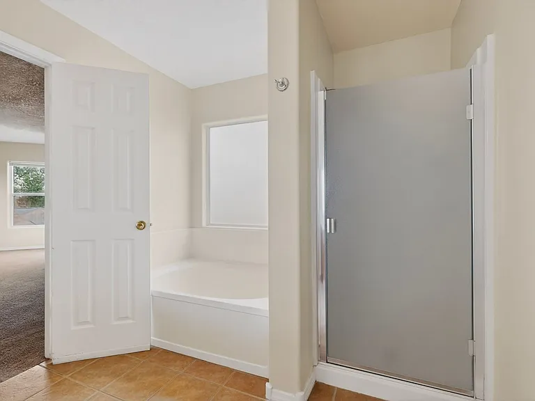 5841 Sandoval Dr NE — Photo 22