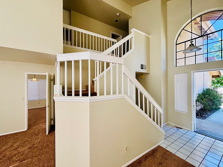 36905 Pond Ave — Photo 2