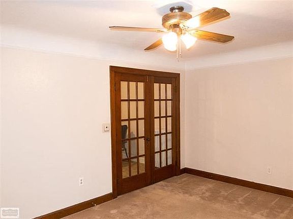 5th image of 21904 Harper Lake Ave