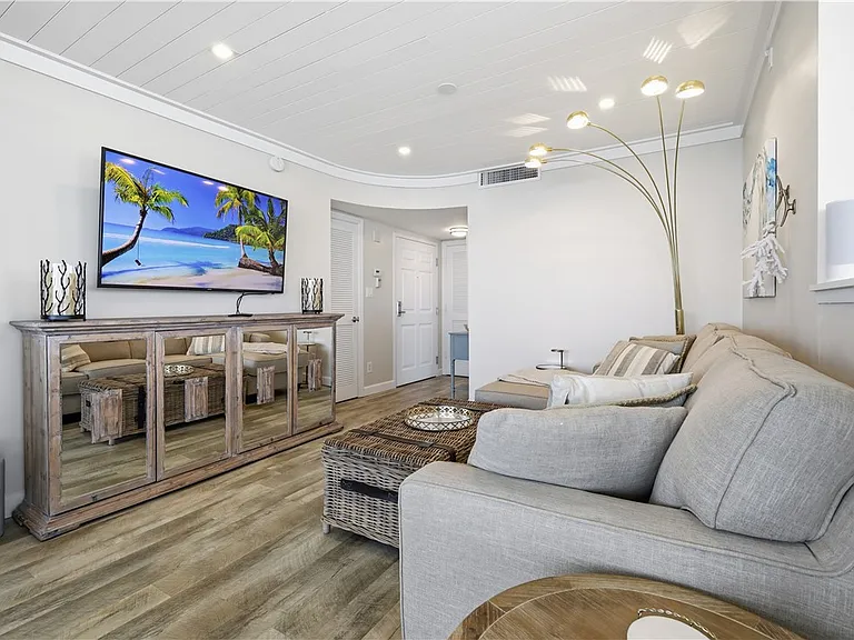 3554 Ocean Drive 703S #403N — Photo 9