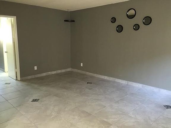 2nd image of 3426 Vinton Ave APT 6