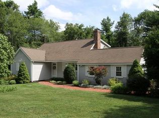 44 Old Powder House Rd, Lakeville, MA 02347