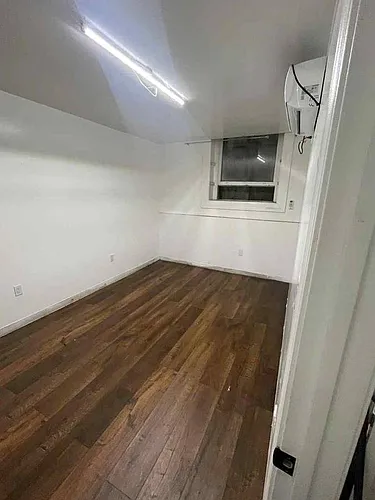 109 E Santa Clara St Photo 1