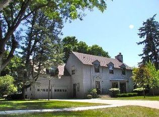 126 S Evanslawn Ave, Aurora, IL