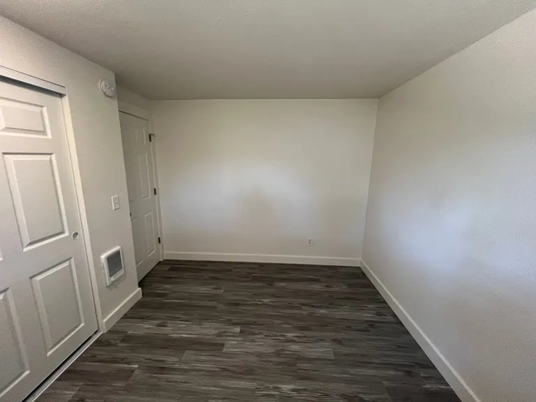 3648 SE 108th Ave — Photo 10