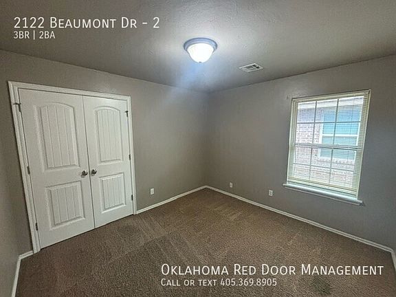 5th image of 2122 Beaumont Dr #2