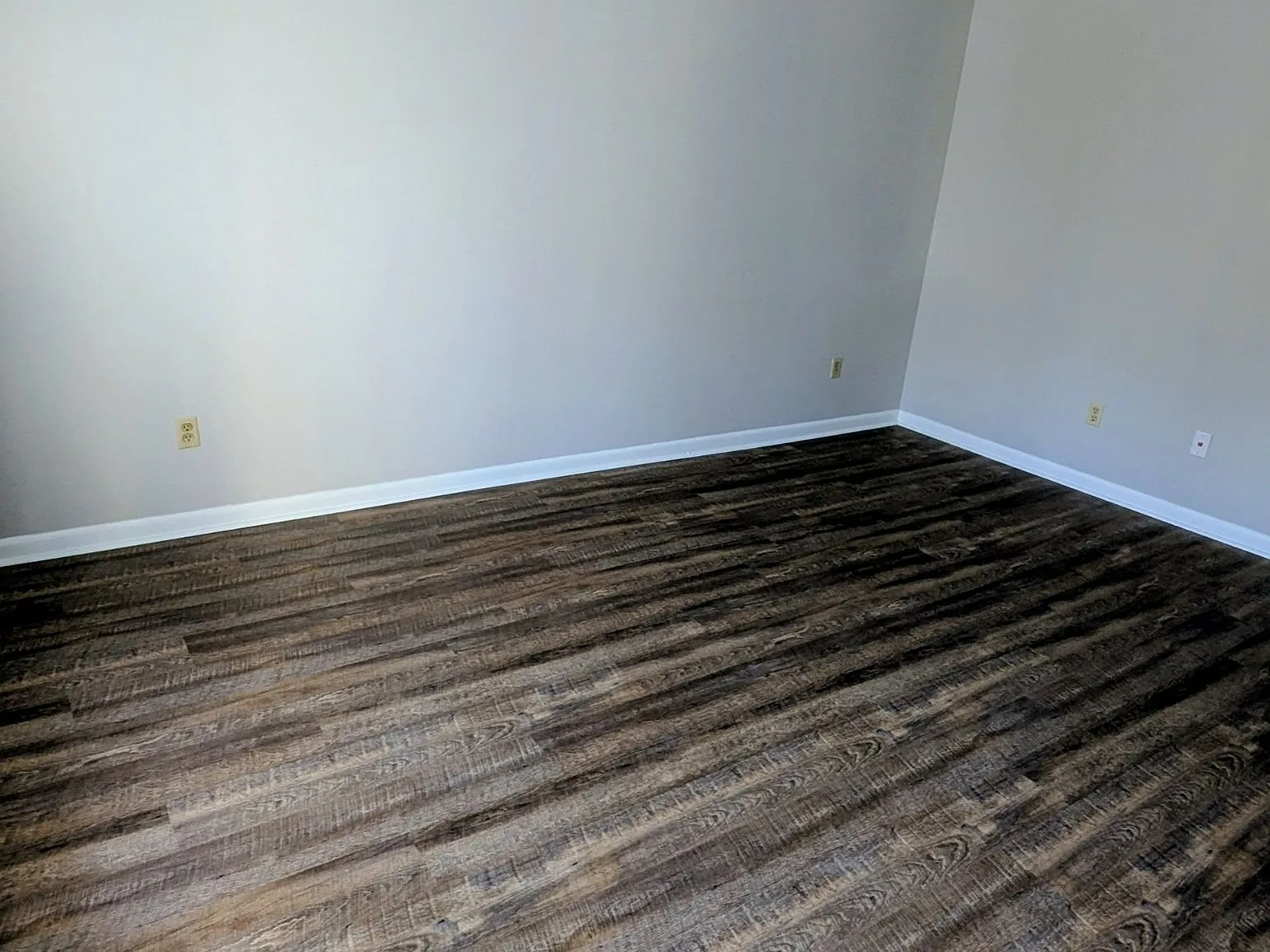 1034 Brookview Drive - 14 C — Photo 3