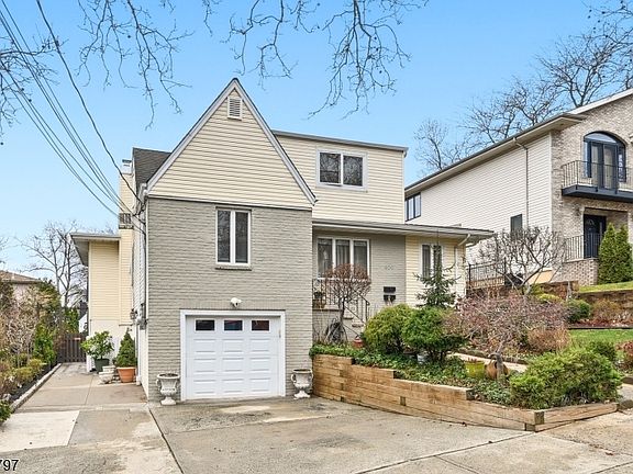 2nd image of 800 Delalla Ter