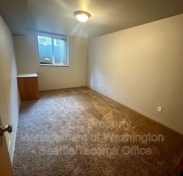 702 119th St S #B — Photo 12