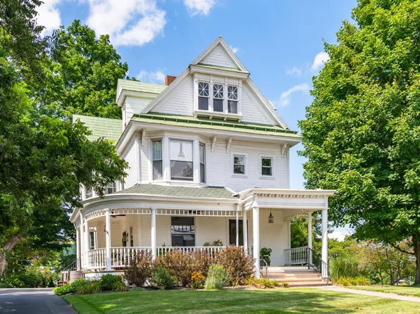 4 High St, Mechanicsburg, OH 43044