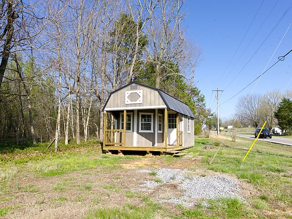 3rd image of 1725 Fairfield Rd