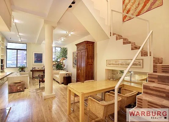 Sold by Warburg | media 25