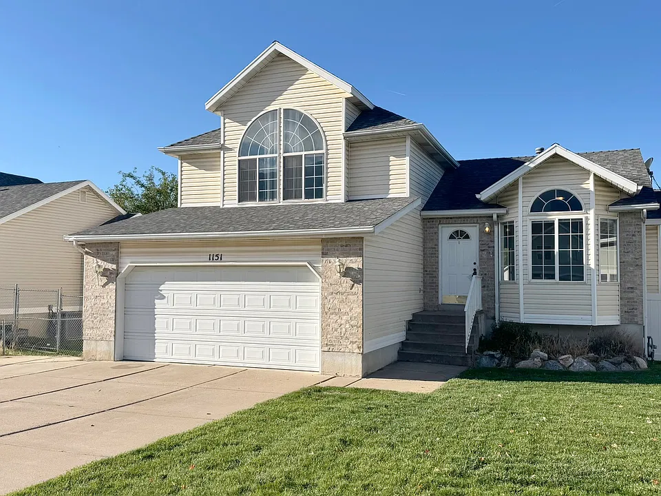 1151 N Daniel Dr
