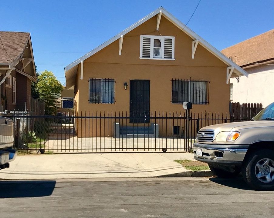 1st image of 4416 Menlo Ave