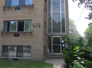 616 10th Ave SE APT 304, Minneapolis, MN 55414