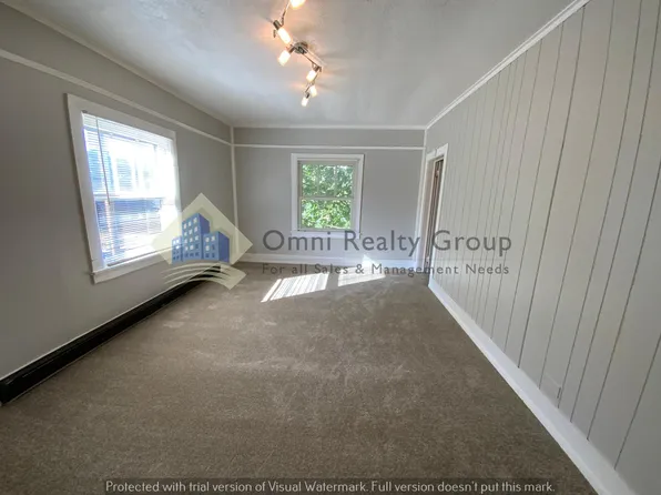 916 Rose Ave APT 3, Vernonia, OR 97064