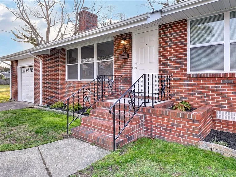 10 Whipple Dr — Photo 23