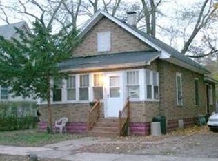 970 Lavette Ave, Benton Harbor, MI 49022