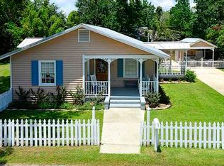 307 State St, Bay Saint Louis, MS 39520