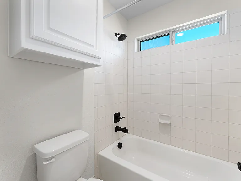 1209 Rogers Pkwy — Photo 34