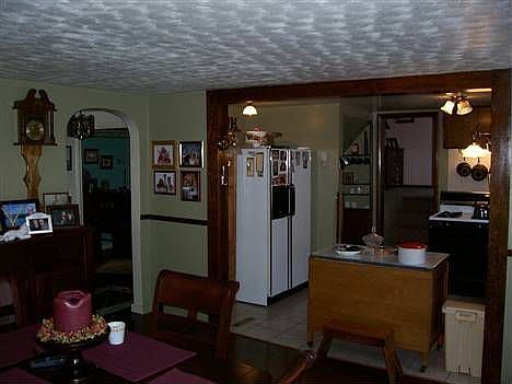 2nd image of 156 Pekin Ave