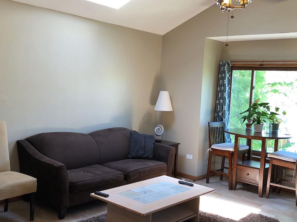 1st image of 741 S Claremont Ave #3C