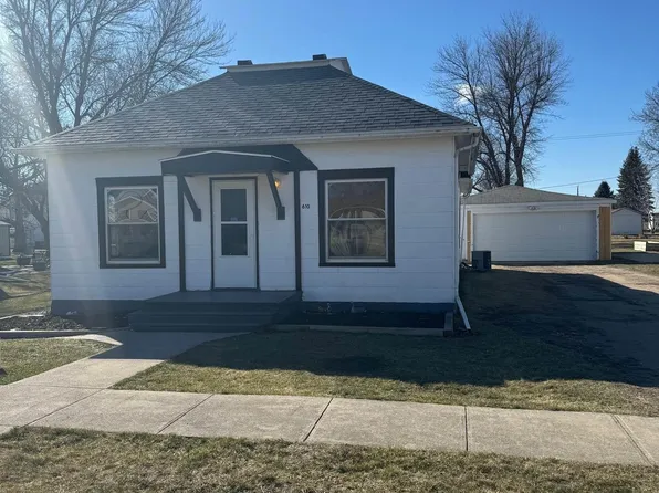 610 6th St, Whittemore, IA 50598