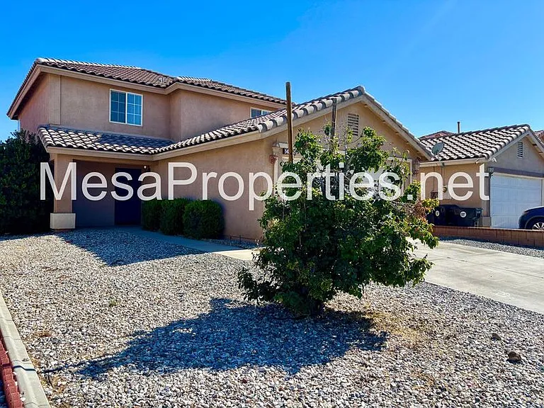 14451 Green River Rd — Photo 1