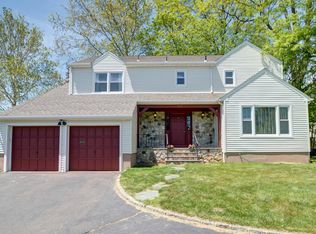 820 Mountain Ave, Springfield, NJ 07081