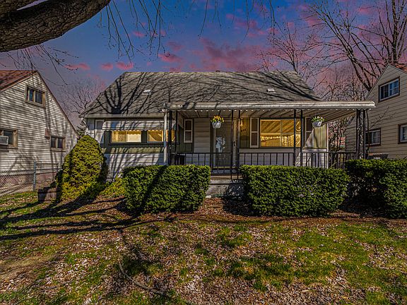 2nd image of 543 Kansas Ave