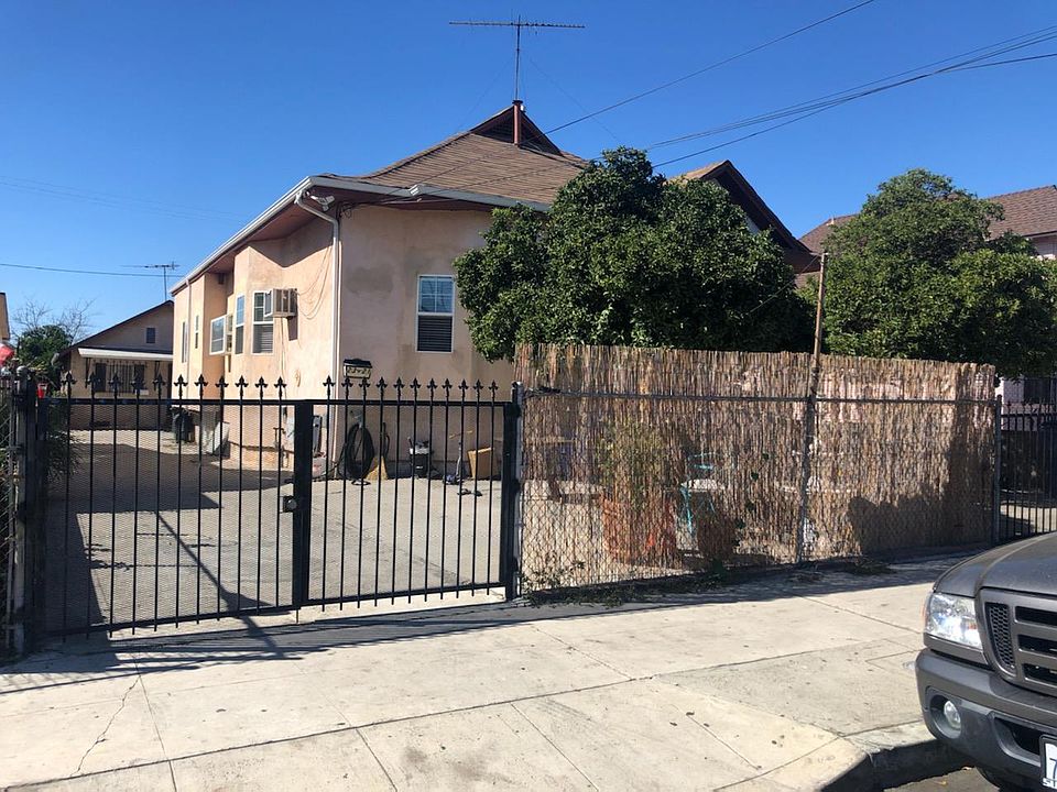 1st image of 2321 Eastlake Ave