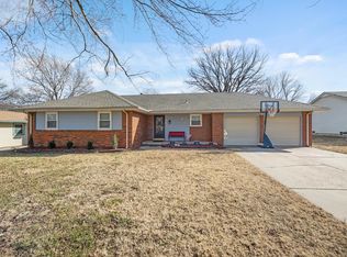 1564 N Melrose Ln, Wichita, KS 67212