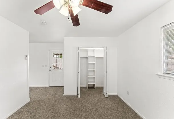1 bed, 1.0 bath, 500 sqft, $950 — Photo 3