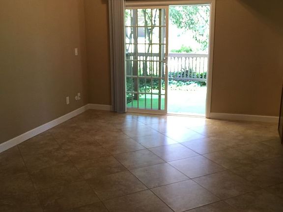3rd image of 23820 Green Haven Ln