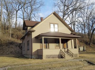 118 Quandahl Dr, Waukon, IA 52172