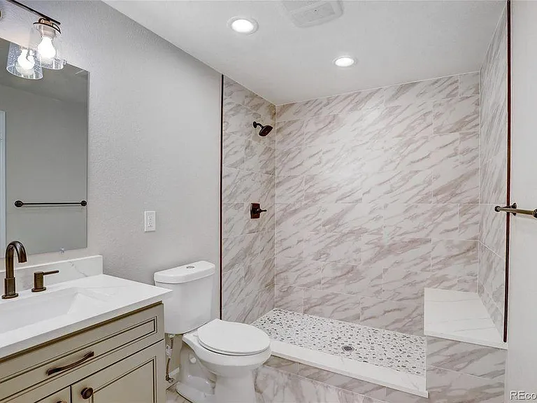 5776 S Jamaica Way — Photo 20