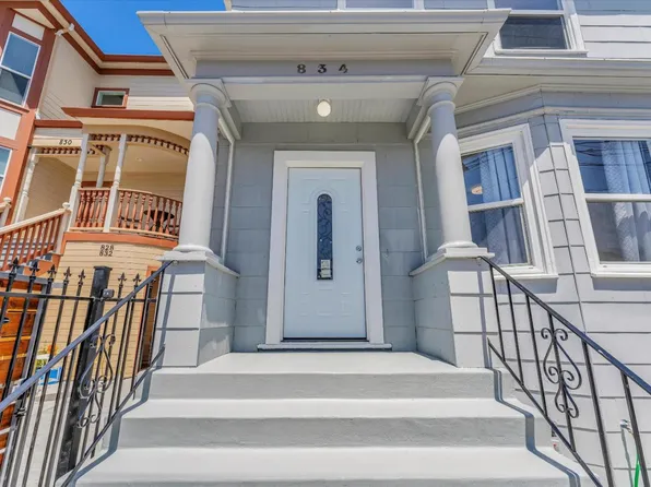 834 E 17th St, Oakland, CA 94606