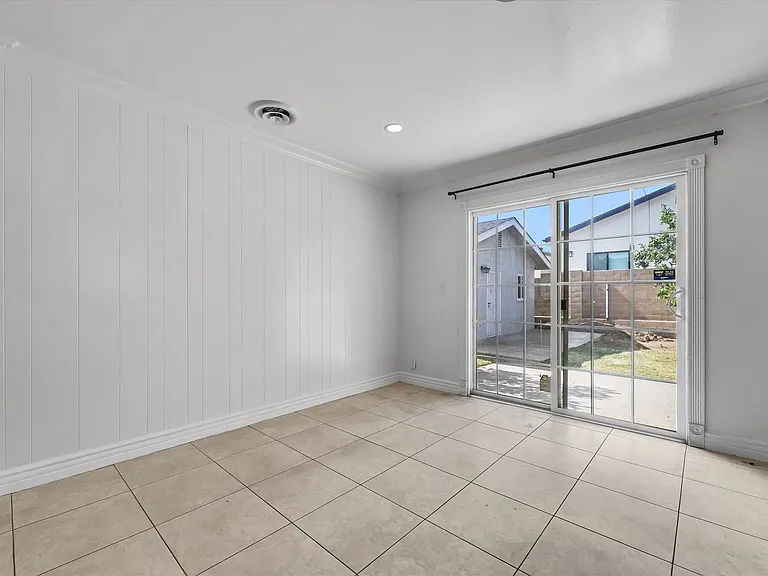 8801 Mays Ave — Photo 7