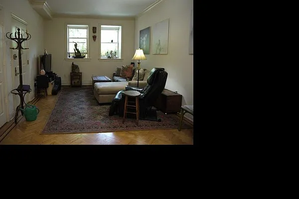 Rented by Empire State Properties | media 34